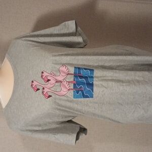 5$20 Men's medium gray flamingo shirt